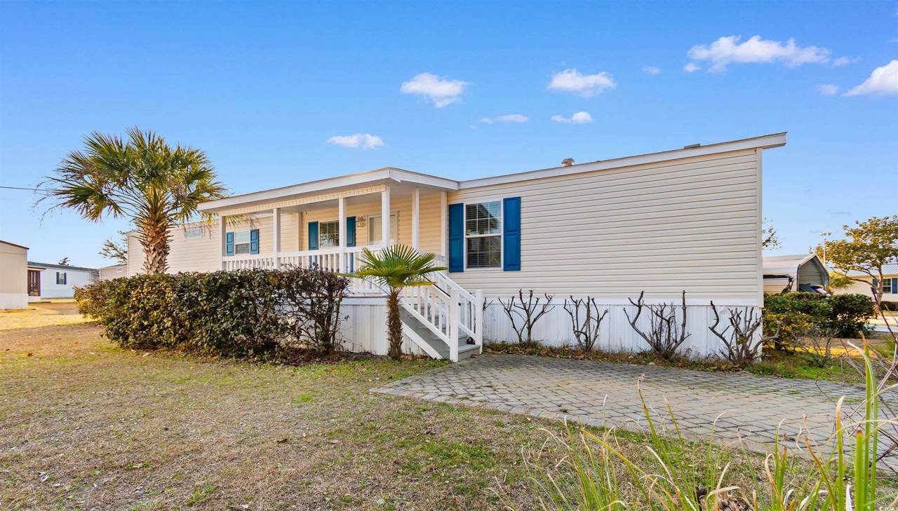 1521 Beacon Ave. - Photo 1