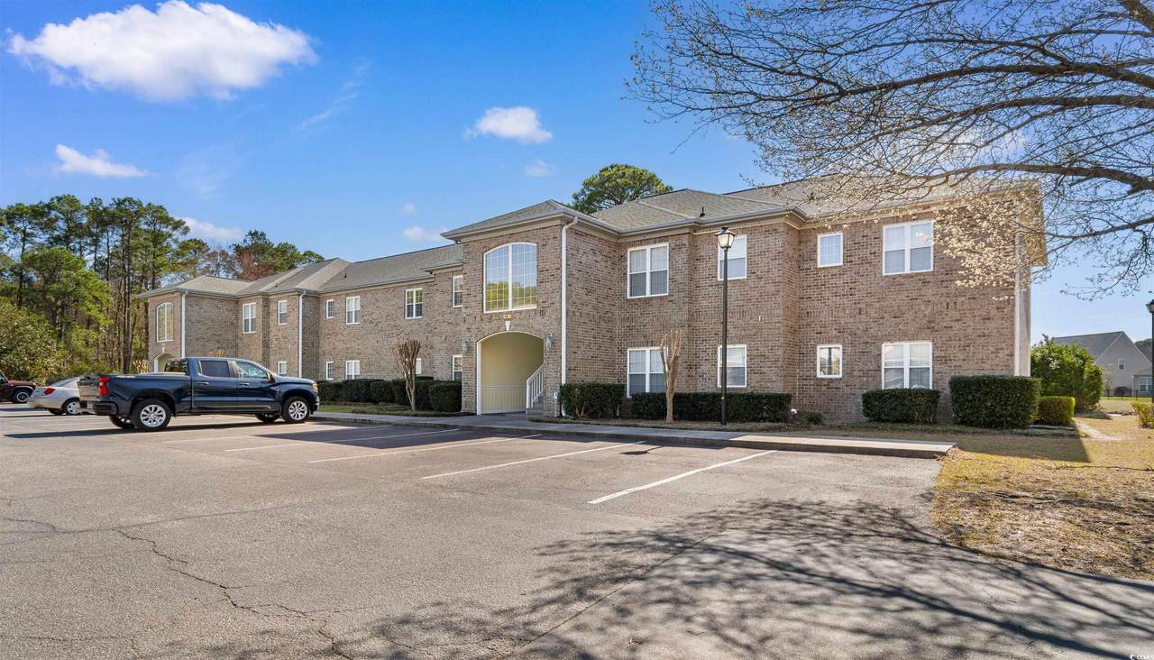 500 Willow Greens Dr. - Photo 1