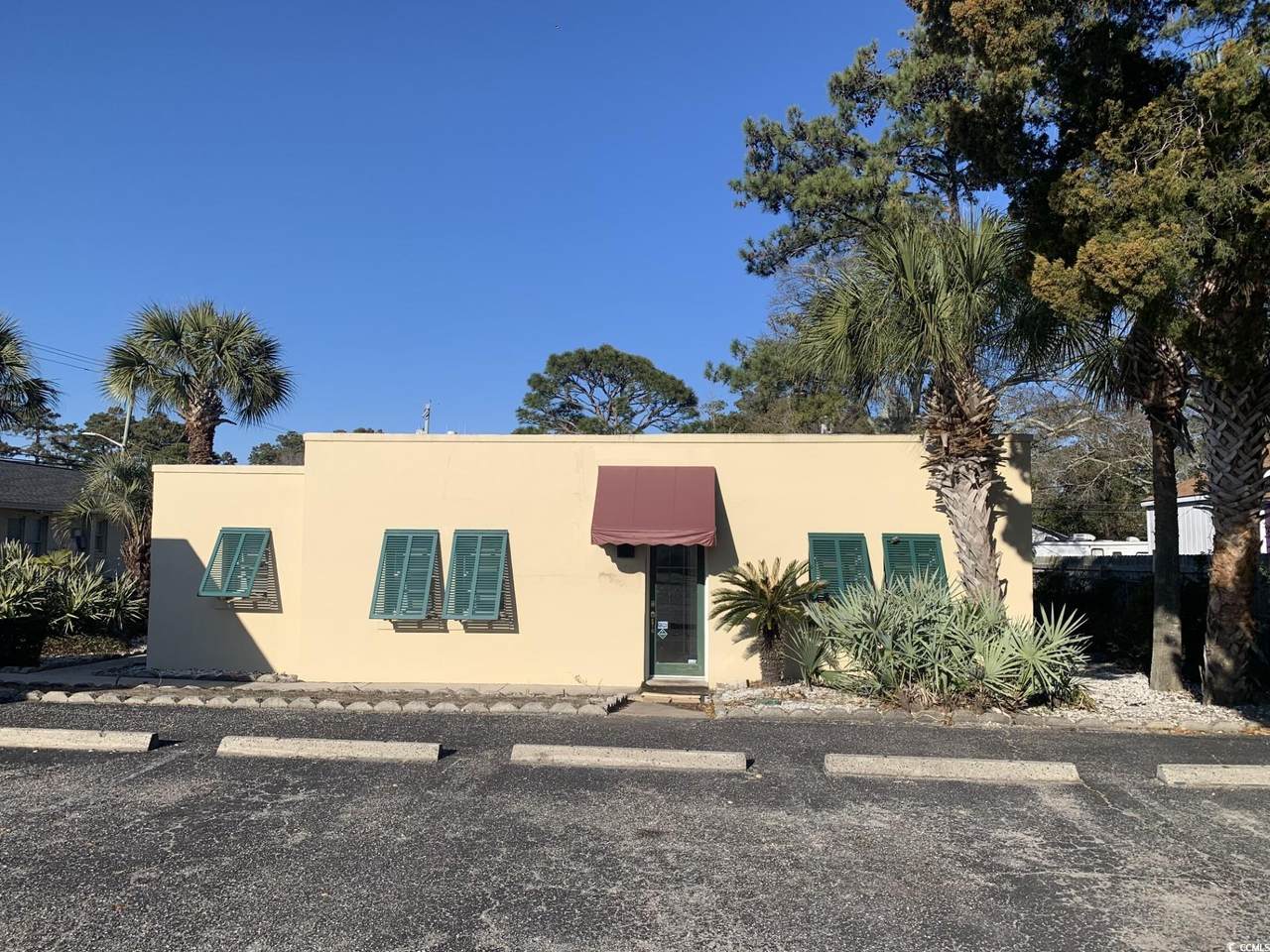 610 18th Ave. N - Photo 1