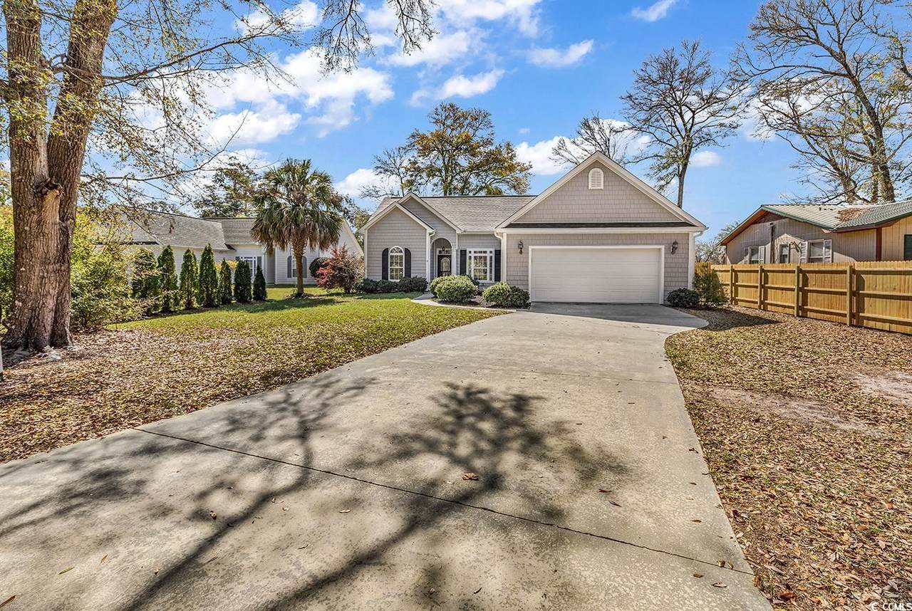 1626 Edgewood Dr. - Photo 1