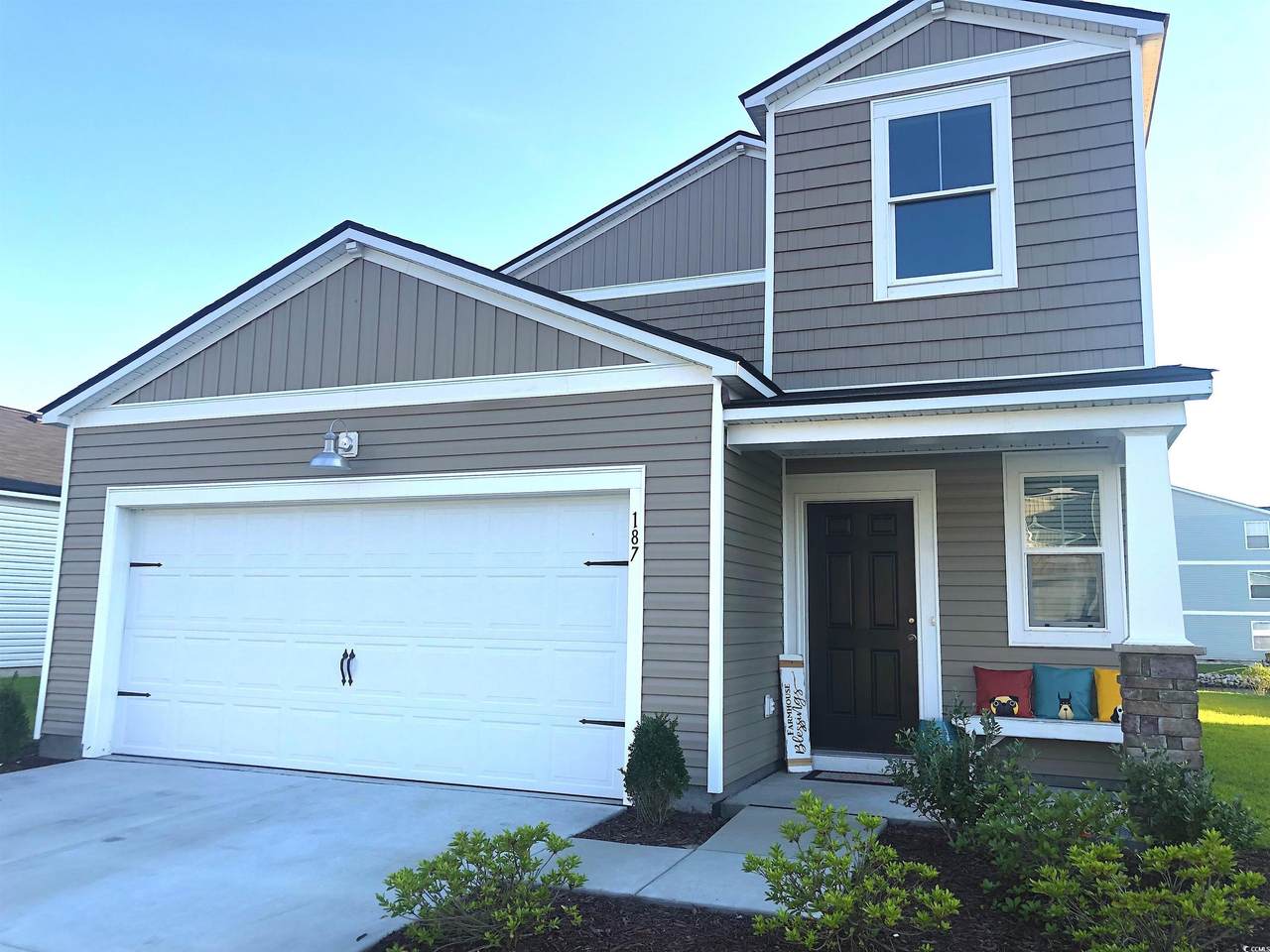 187 Reindeer Rd. - Photo 1