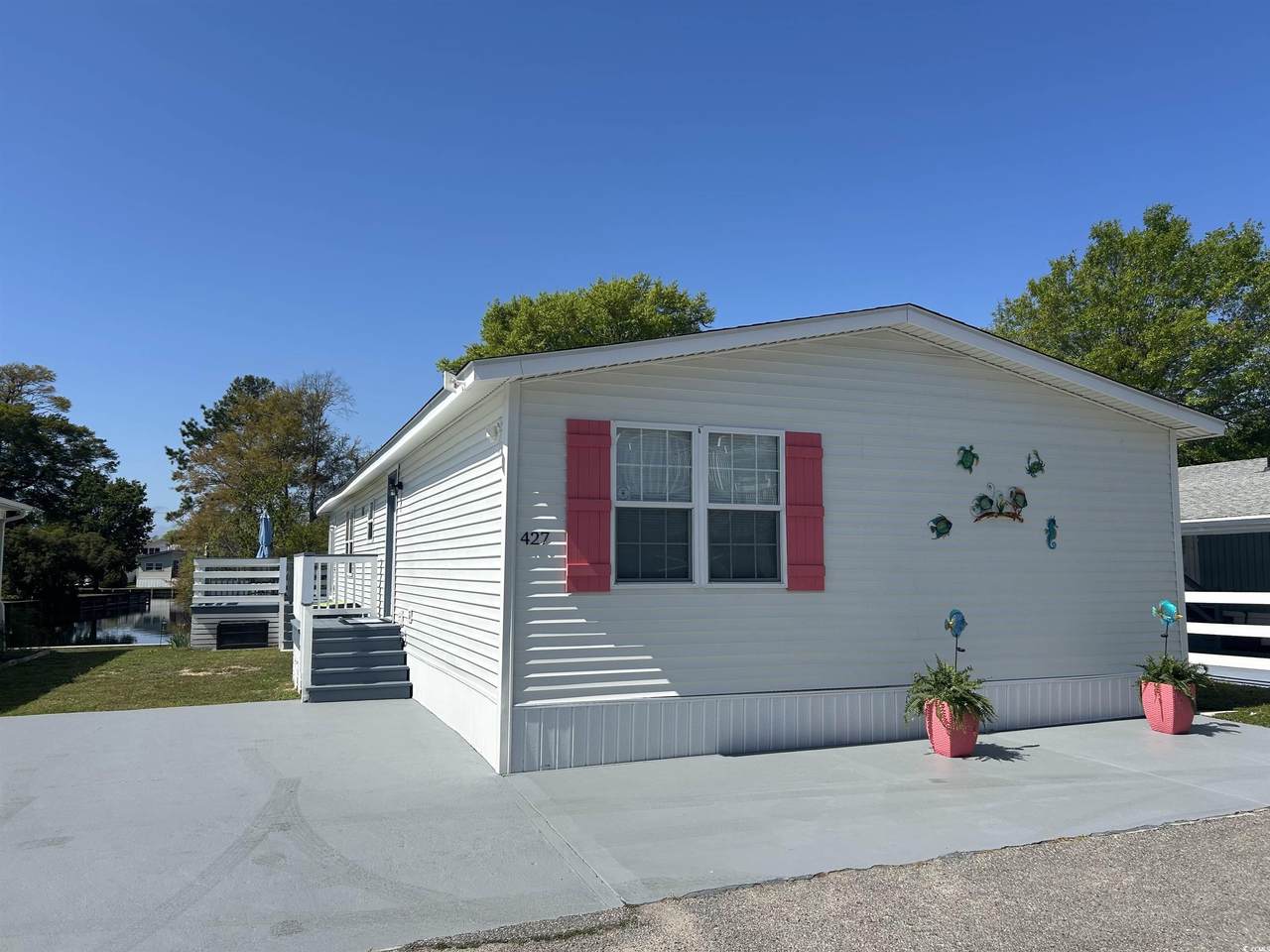 427 Meadowlark Dr. - Photo 1