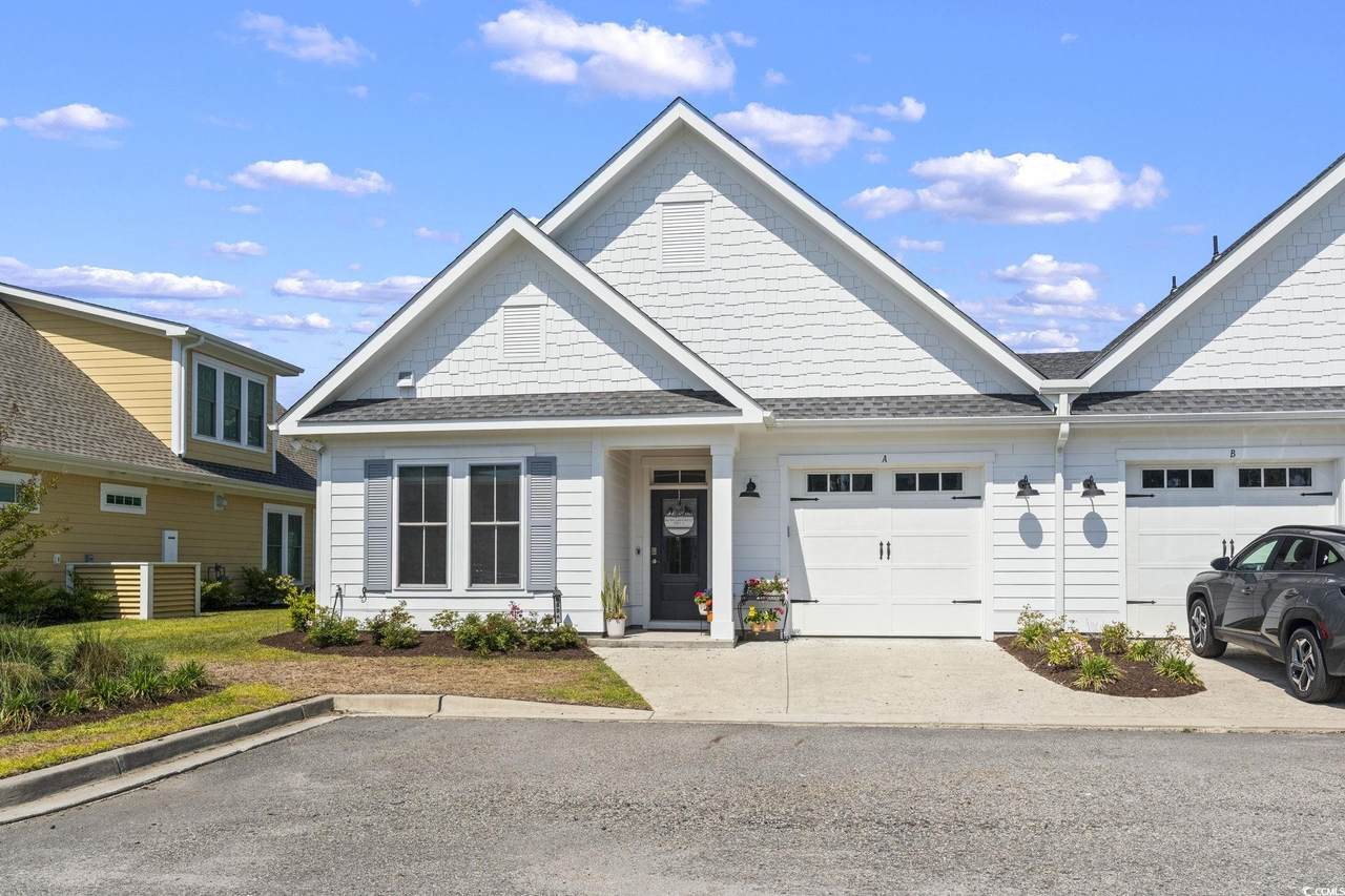 889 Hillmoore Ct. - Photo 1