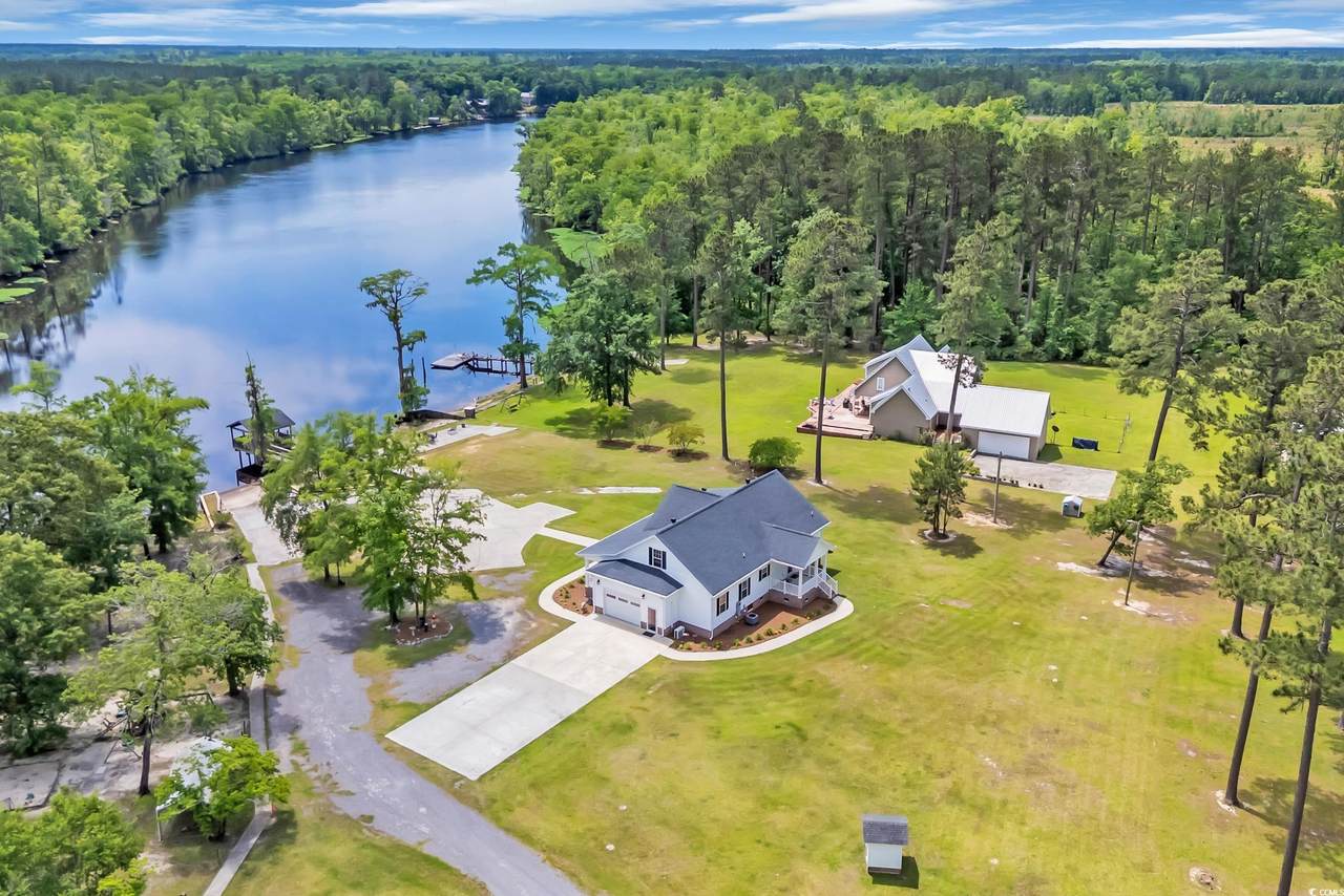 4074 Center Rd. - Photo 1