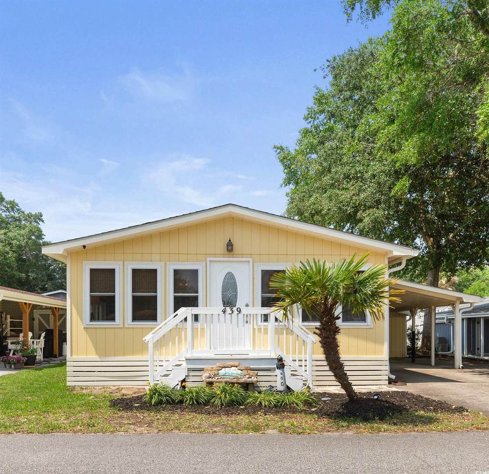 439 Fair Oaks Dr. - Photo 1