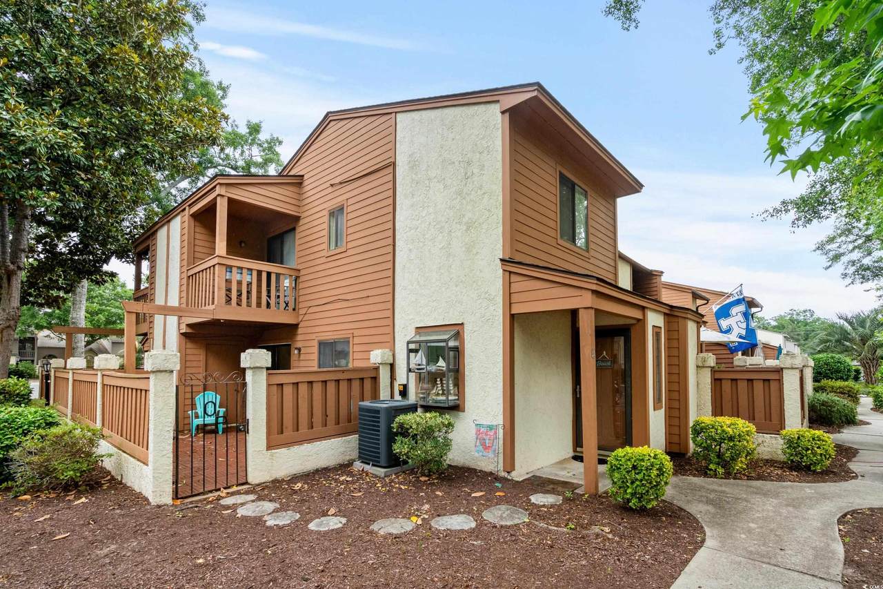 614 15th Ave. S - Photo 1