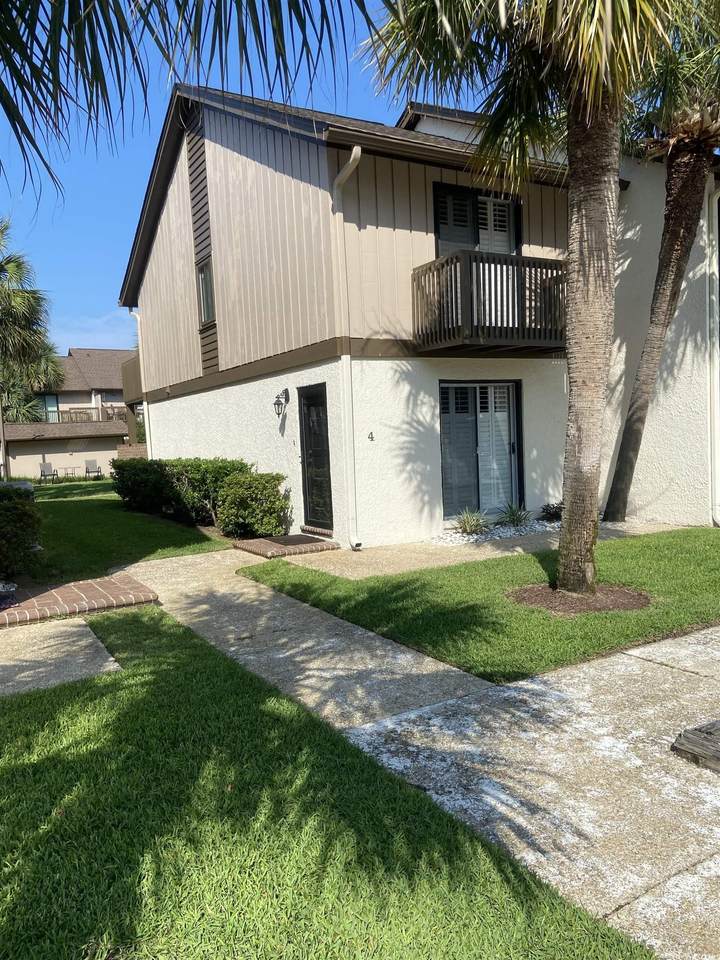 10200 Lake Shore Dr. - Photo 1