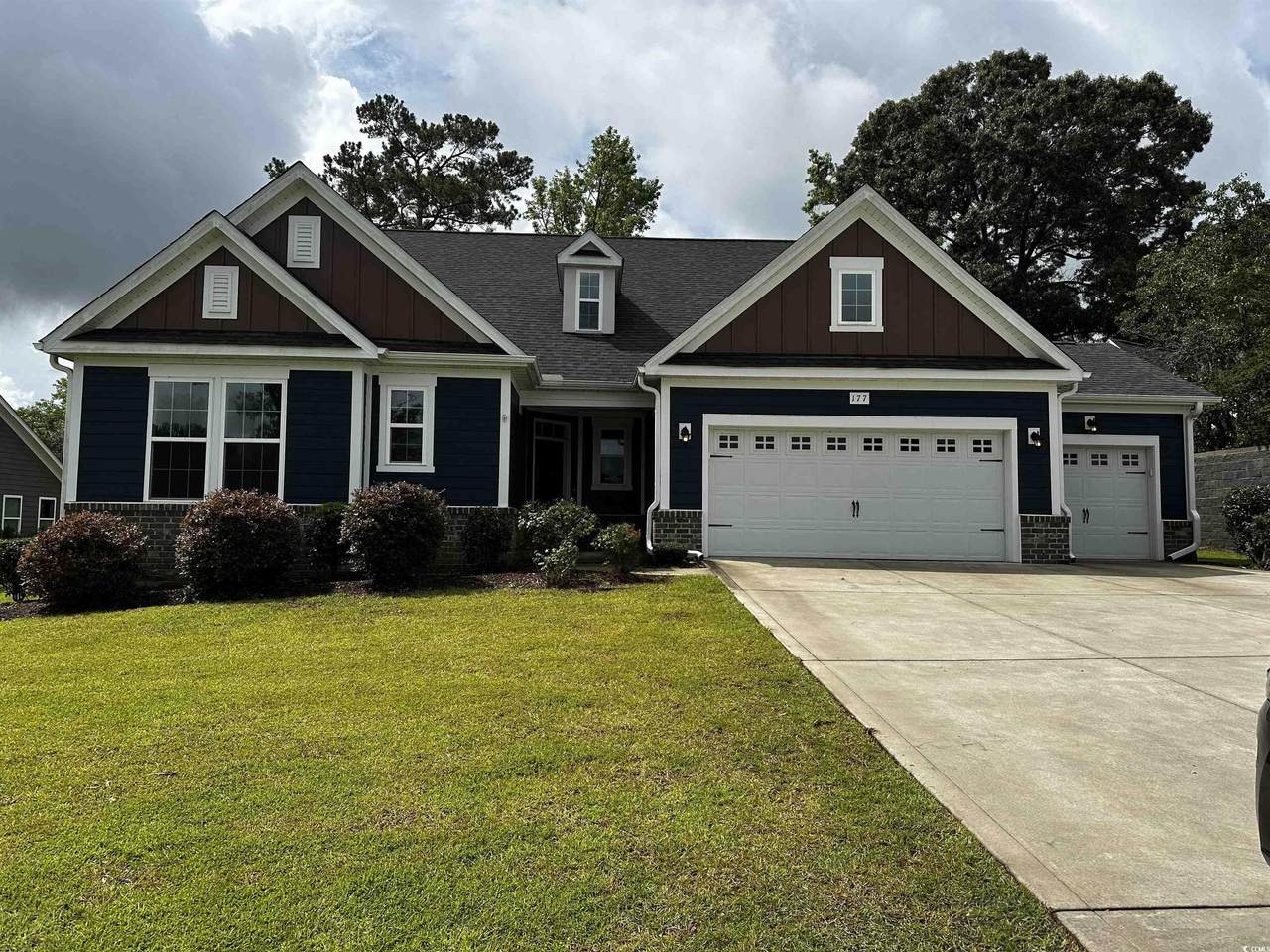177 Board Landing Circle - Photo 1