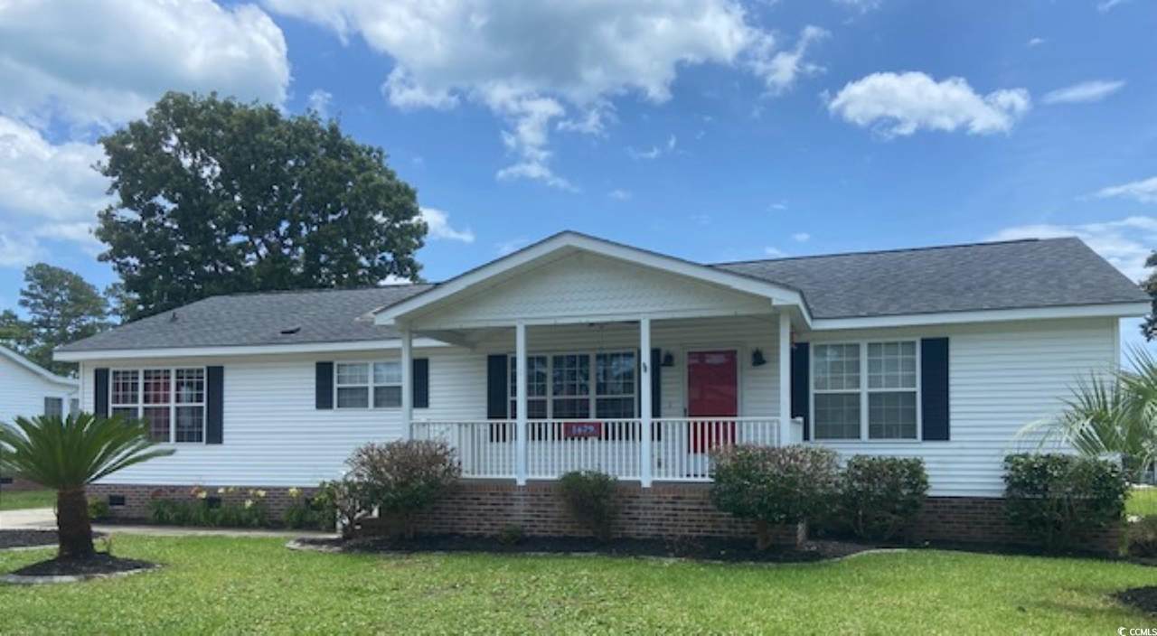 1679 Perry Circle - Photo 1
