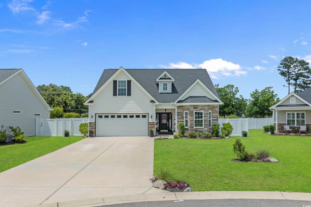 752 Hobonny Loop - Photo 1