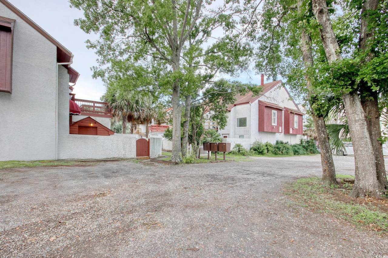 306 21st Ave. S - Photo 1