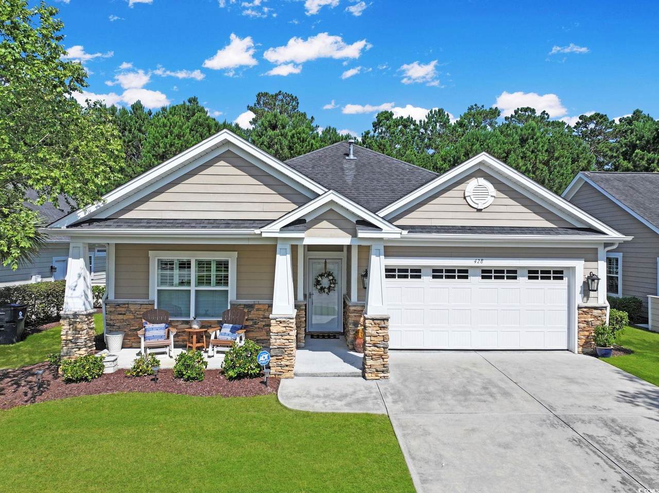 428 Arlington Circle - Photo 1
