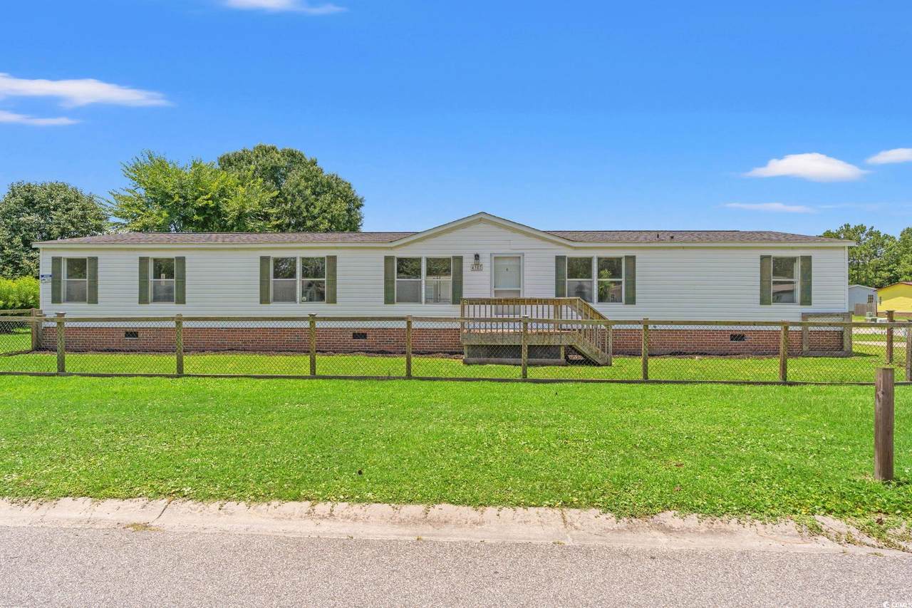 4387 Bayberry Dr. - Photo 1