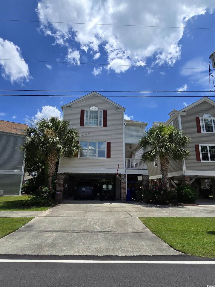 422 3rd Ave. - Photo 1