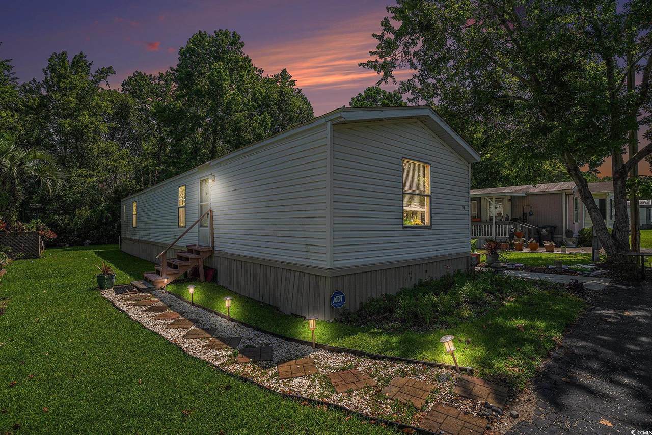 91 Crooked Island Circle - Photo 1