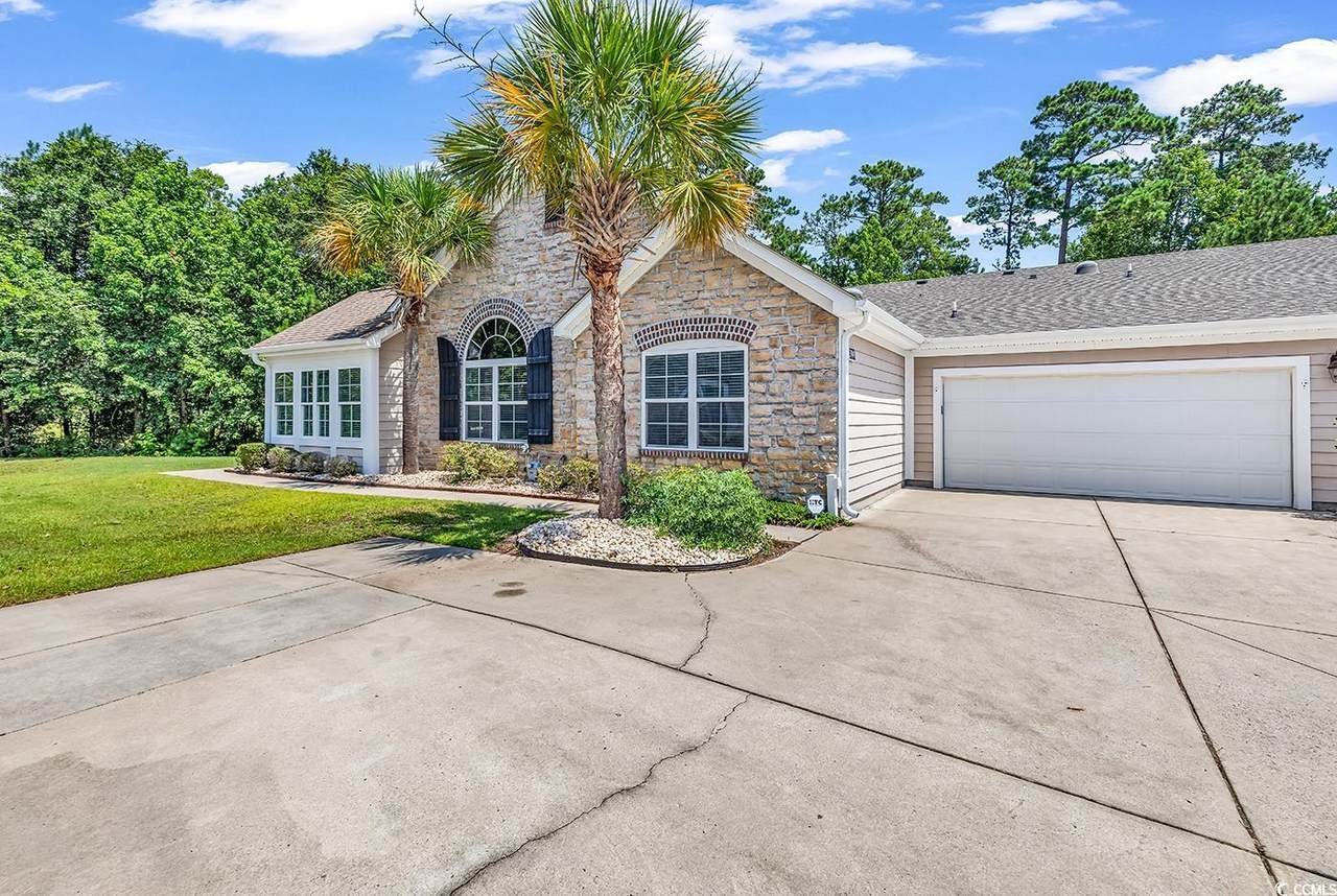 304 Arlington Circle - Photo 1