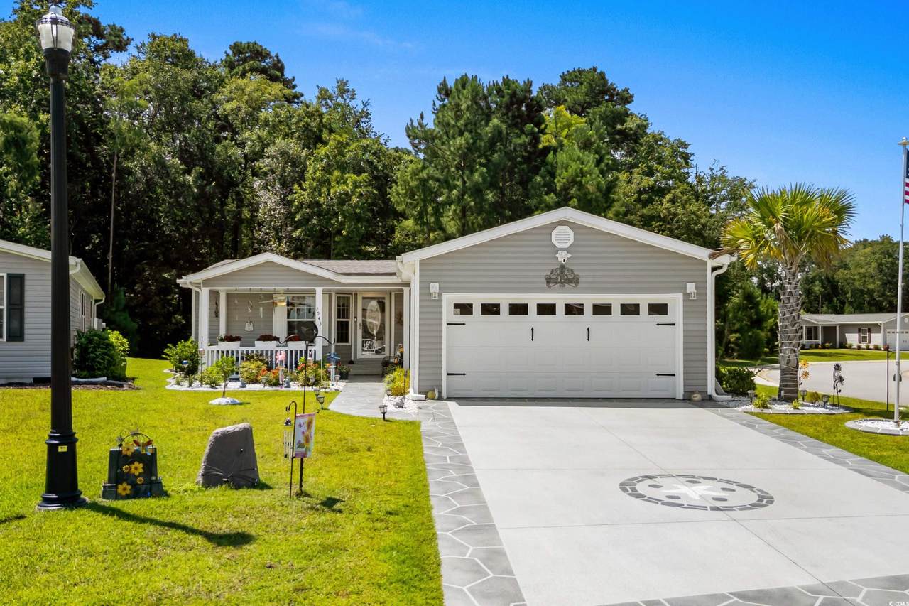 2043 Eastlynn Dr. - Photo 1