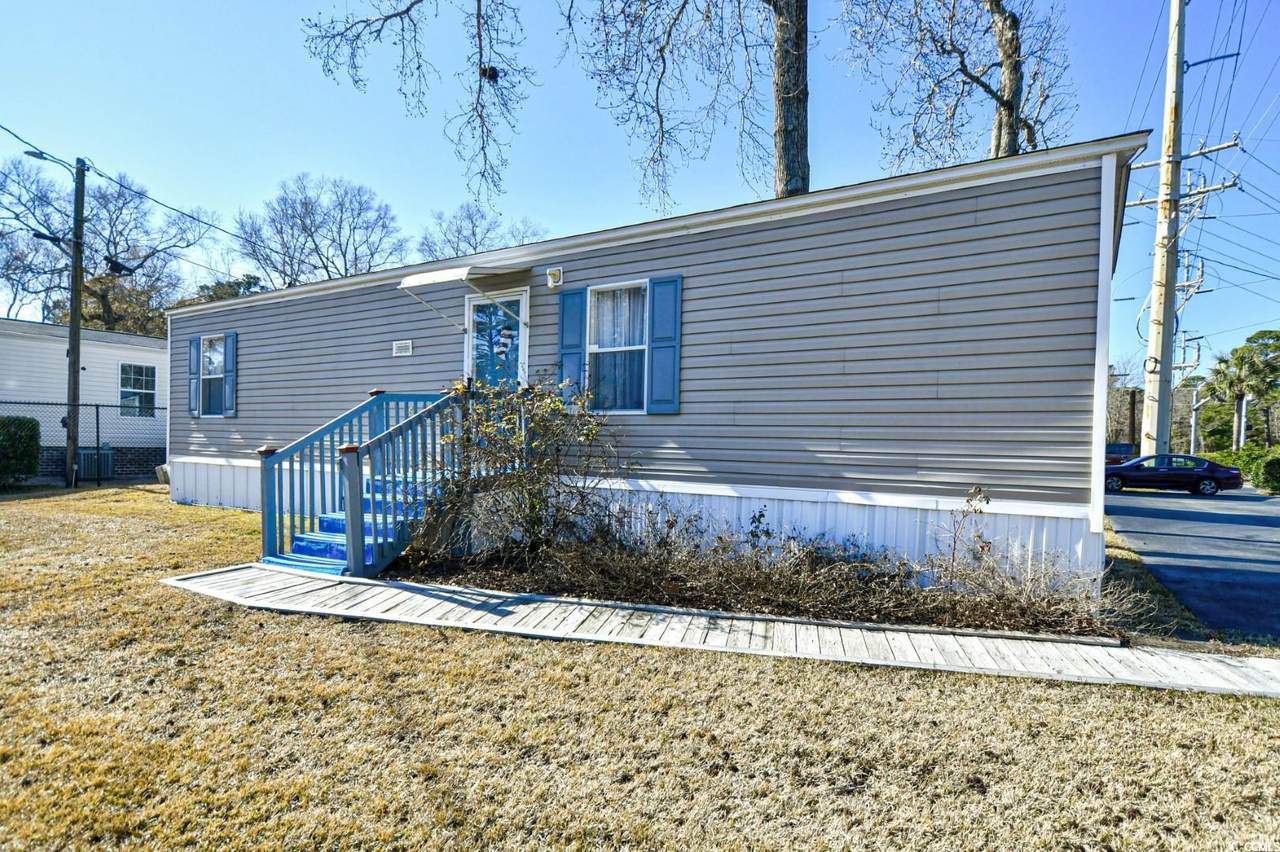 1105 Highway 15 - Photo 1
