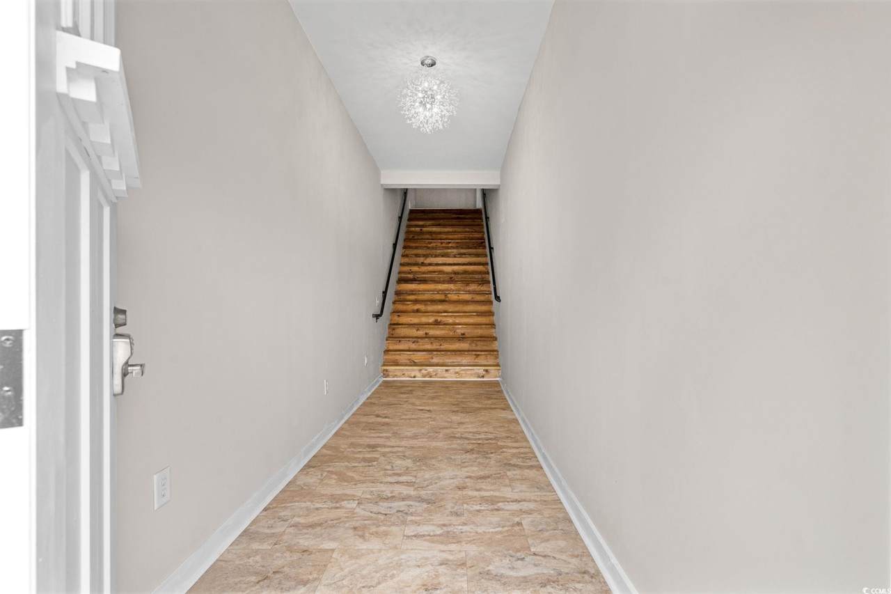 https://bt-photos.global.ssl.fastly.net/ccar/1280_boomver_1_2518856-2.jpg