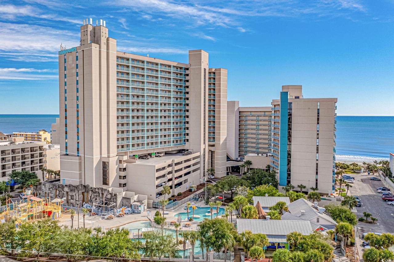 201 74th Ave. N - Photo 1