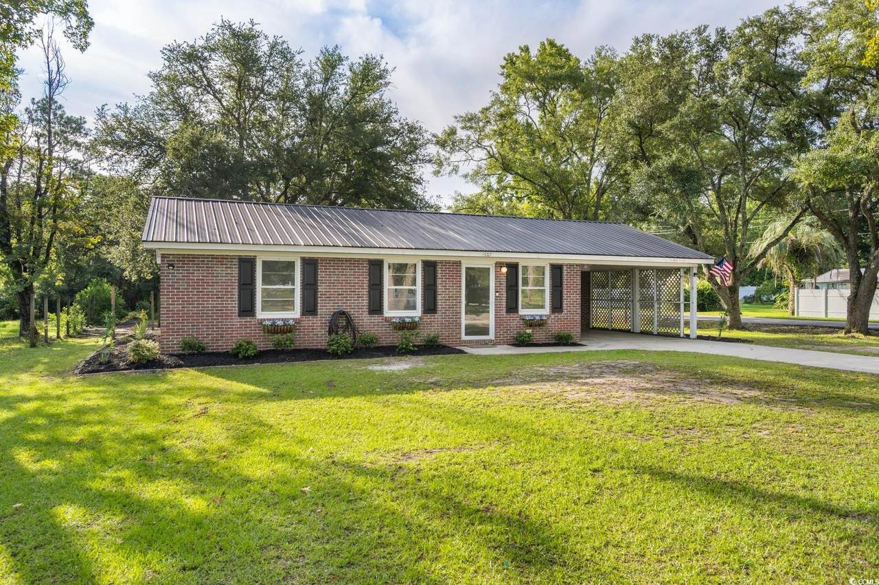 1607 Oak St. - Photo 1