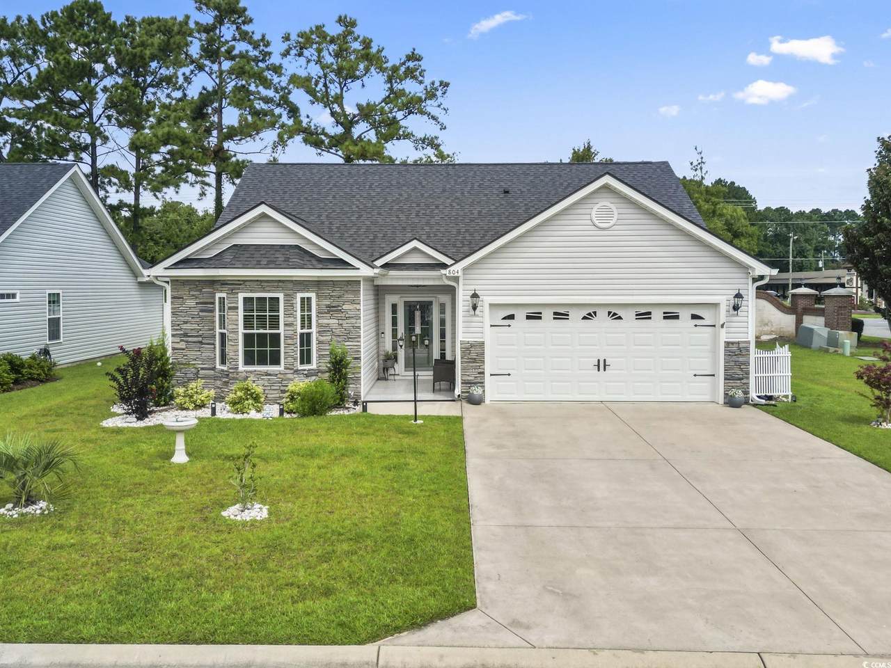 804 Twickenham Loop - Photo 1