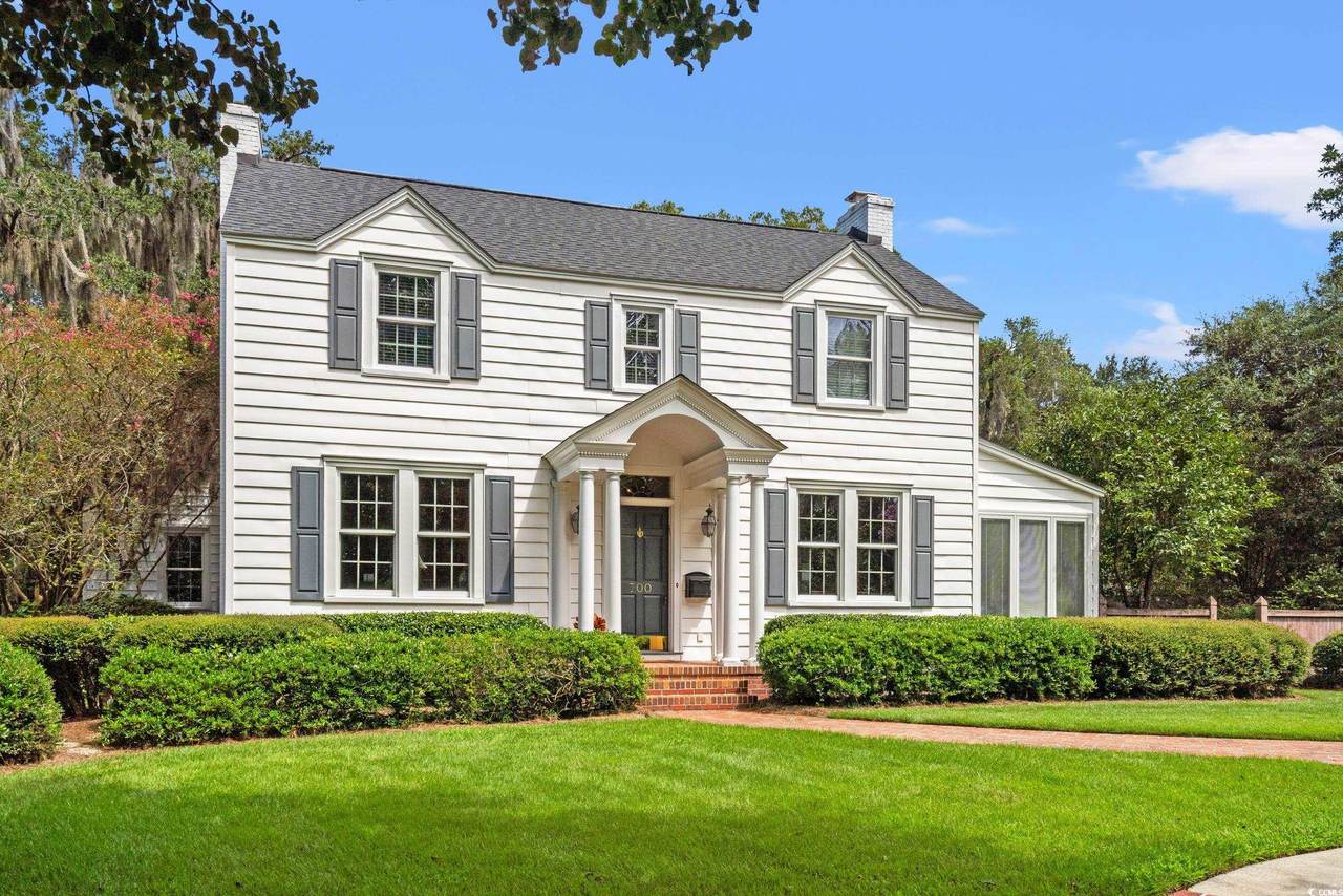 700 Lakeside Dr. - Photo 1