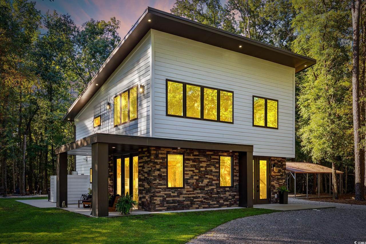 6152 Inman Circle - Photo 1