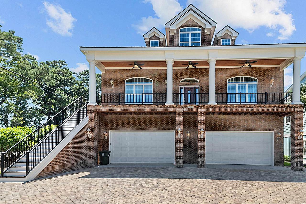 901 Clubhouse Dr. - Photo 1