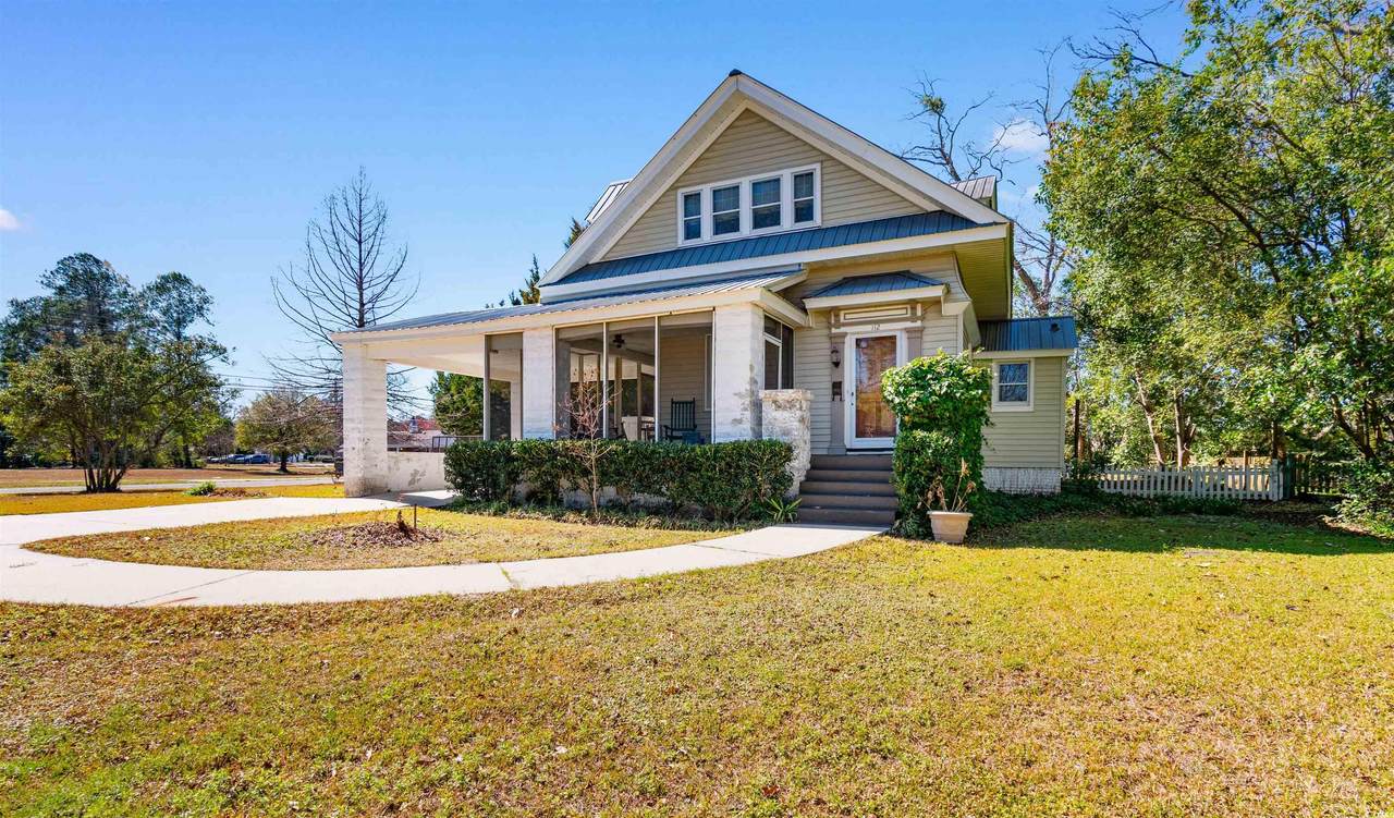 112 Rosemary Ave. - Photo 1