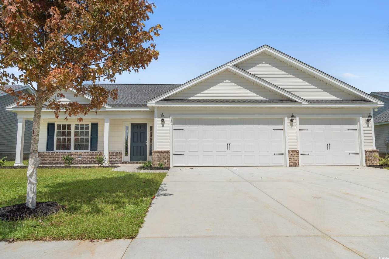 465 Summit Ave. - Photo 1