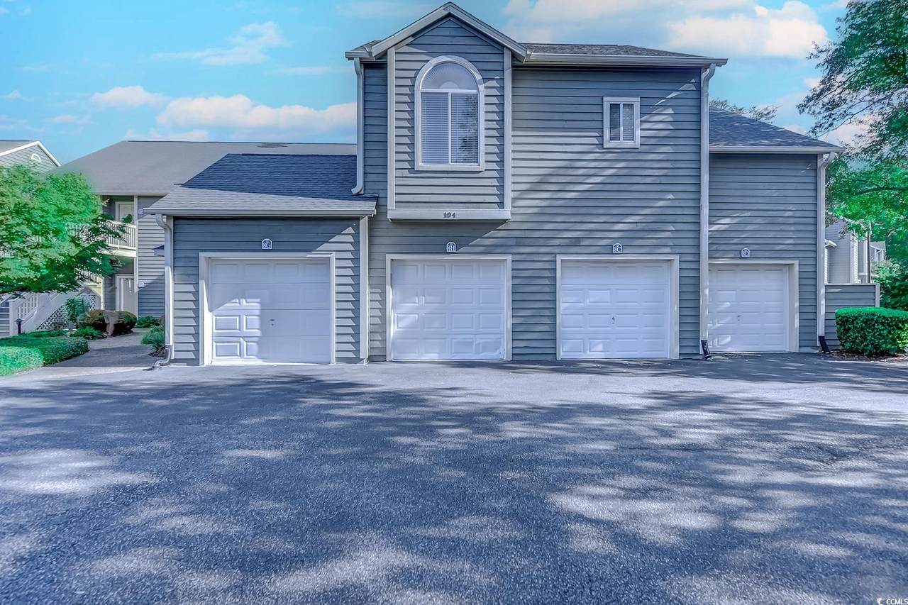 104 High Circle - Photo 1