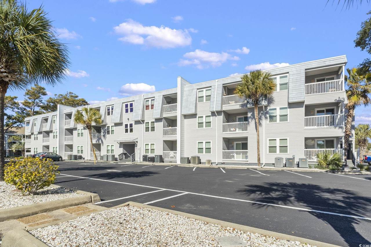 401 Hillside Dr. N - Photo 1