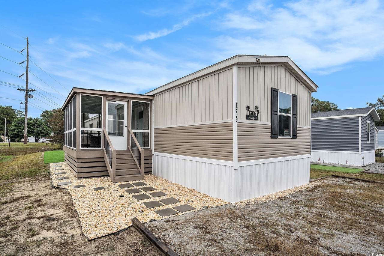 1306 Seagull Blvd. - Photo 1