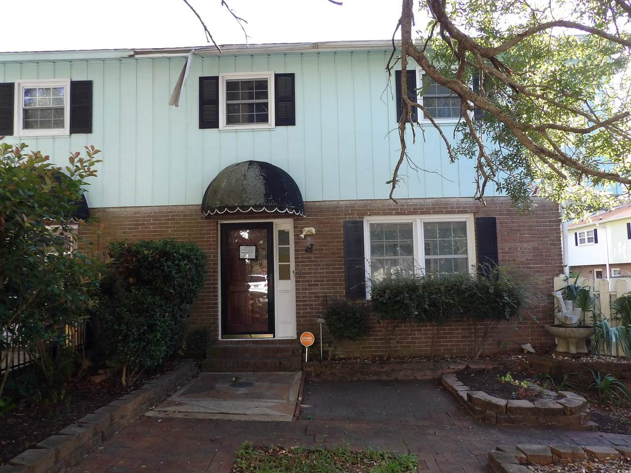 308 71st Ave. N - Photo 1