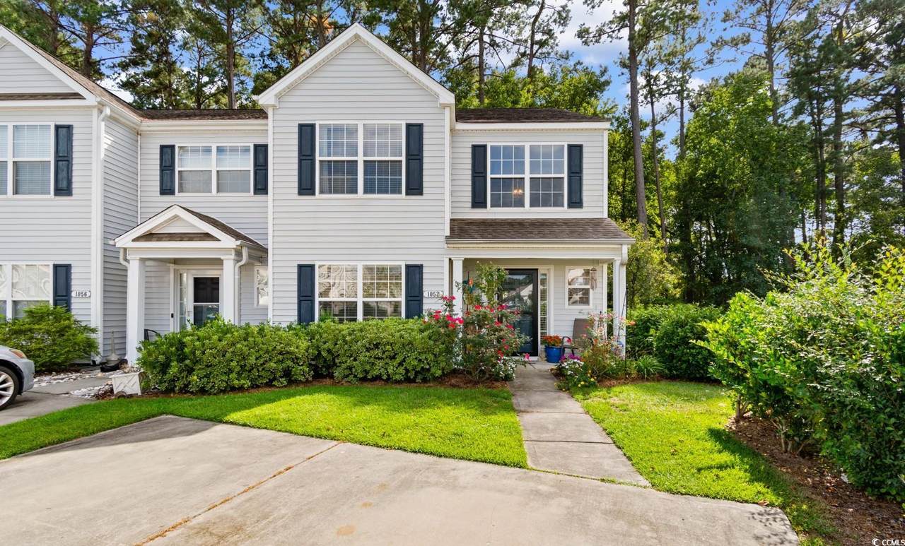 1052 Harvester Circle - Photo 1