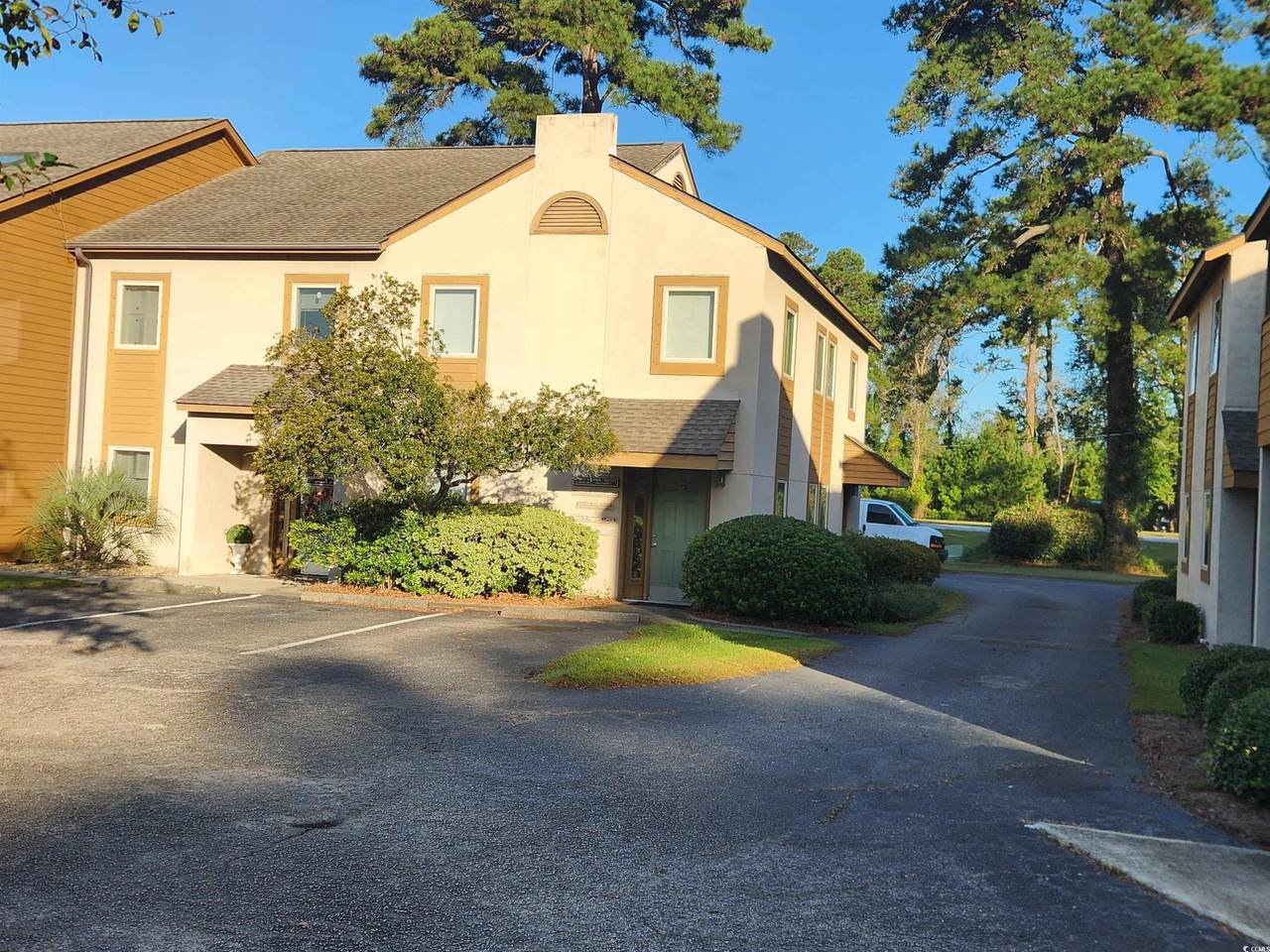 1304 Azalea Ct. - Photo 1