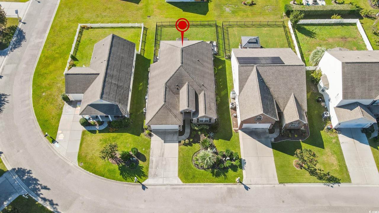 4552 Farm Lake Dr. - Photo 1