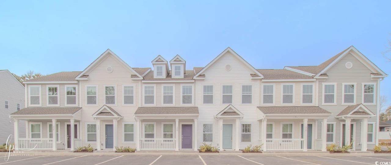 122 Crescent Way - Photo 1