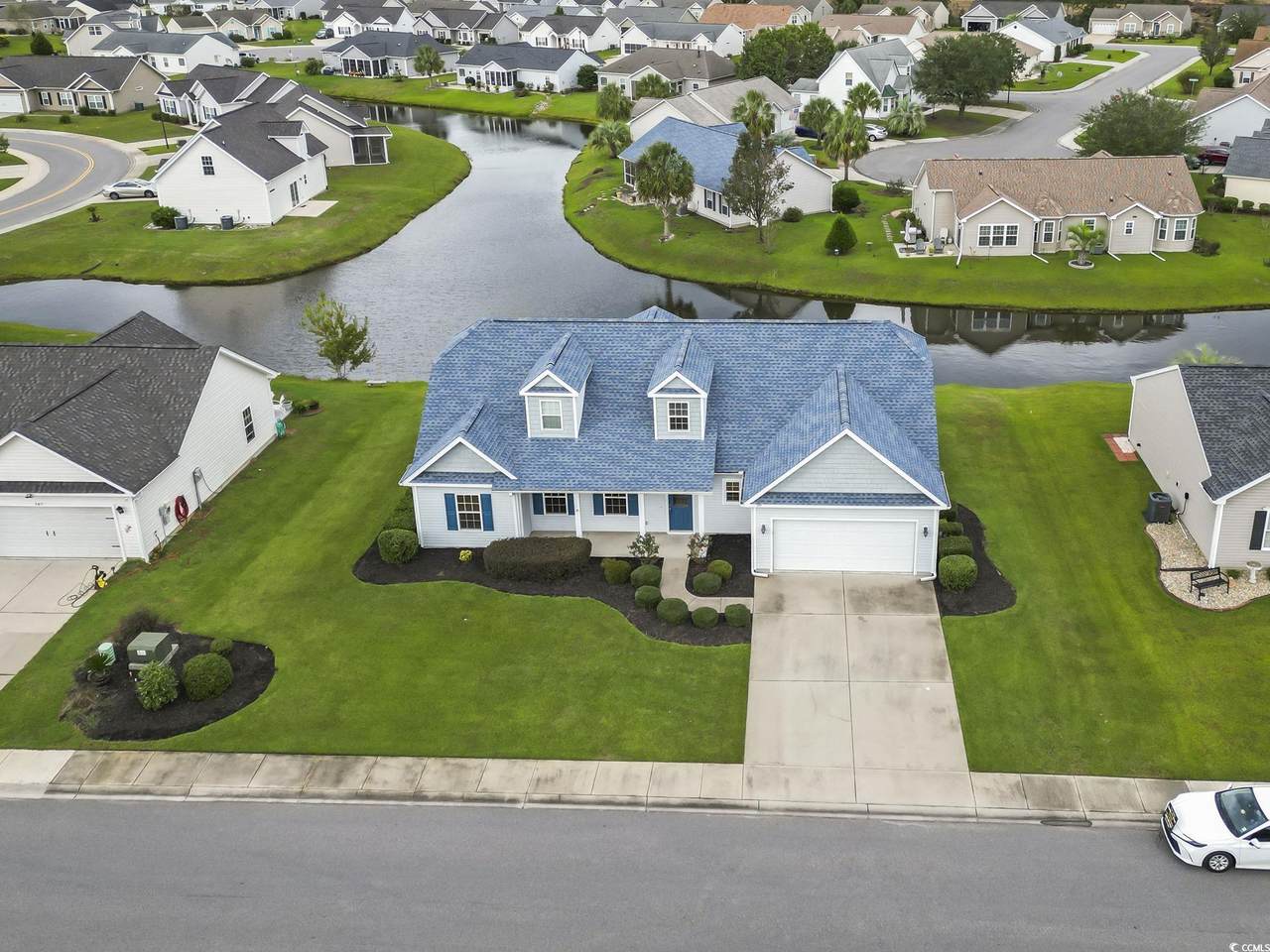 335 Oak Crest Circle - Photo 1