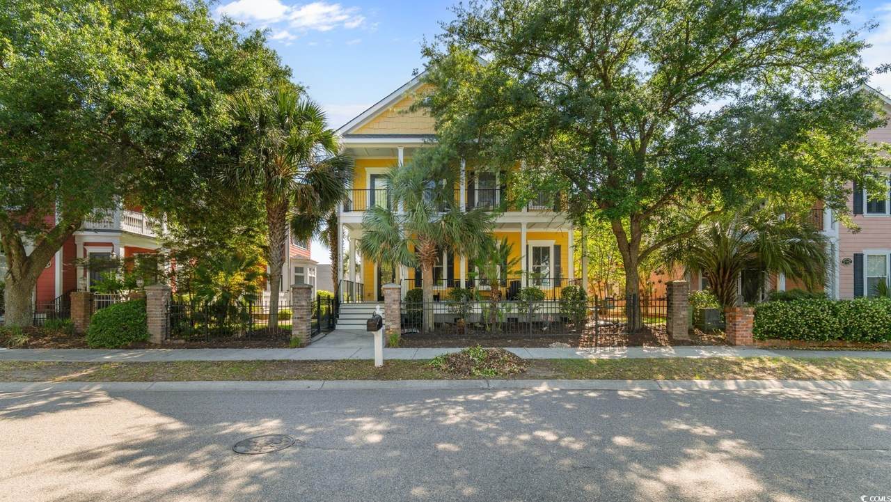 1516 James Island Ave. - Photo 1