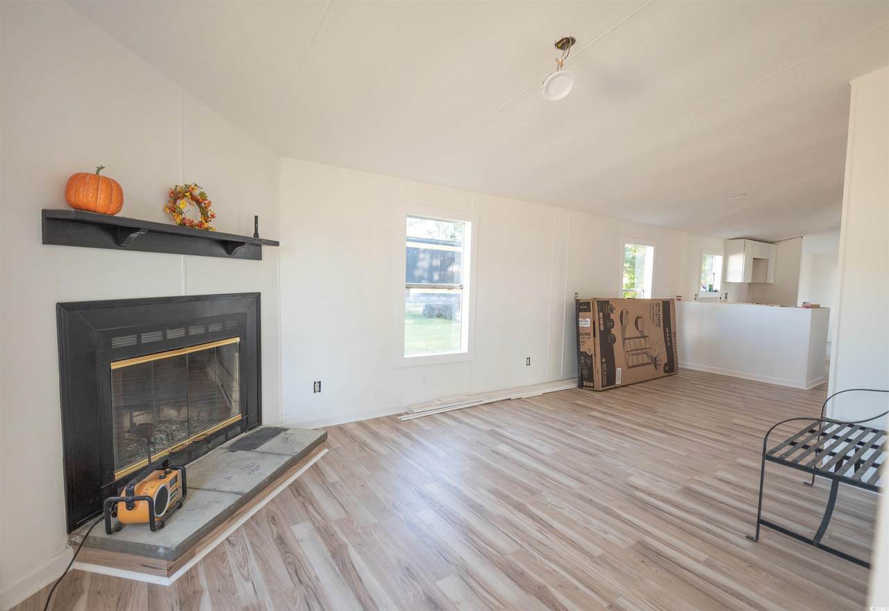 https://bt-photos.global.ssl.fastly.net/ccar/1280_boomver_1_2525702-2.jpg