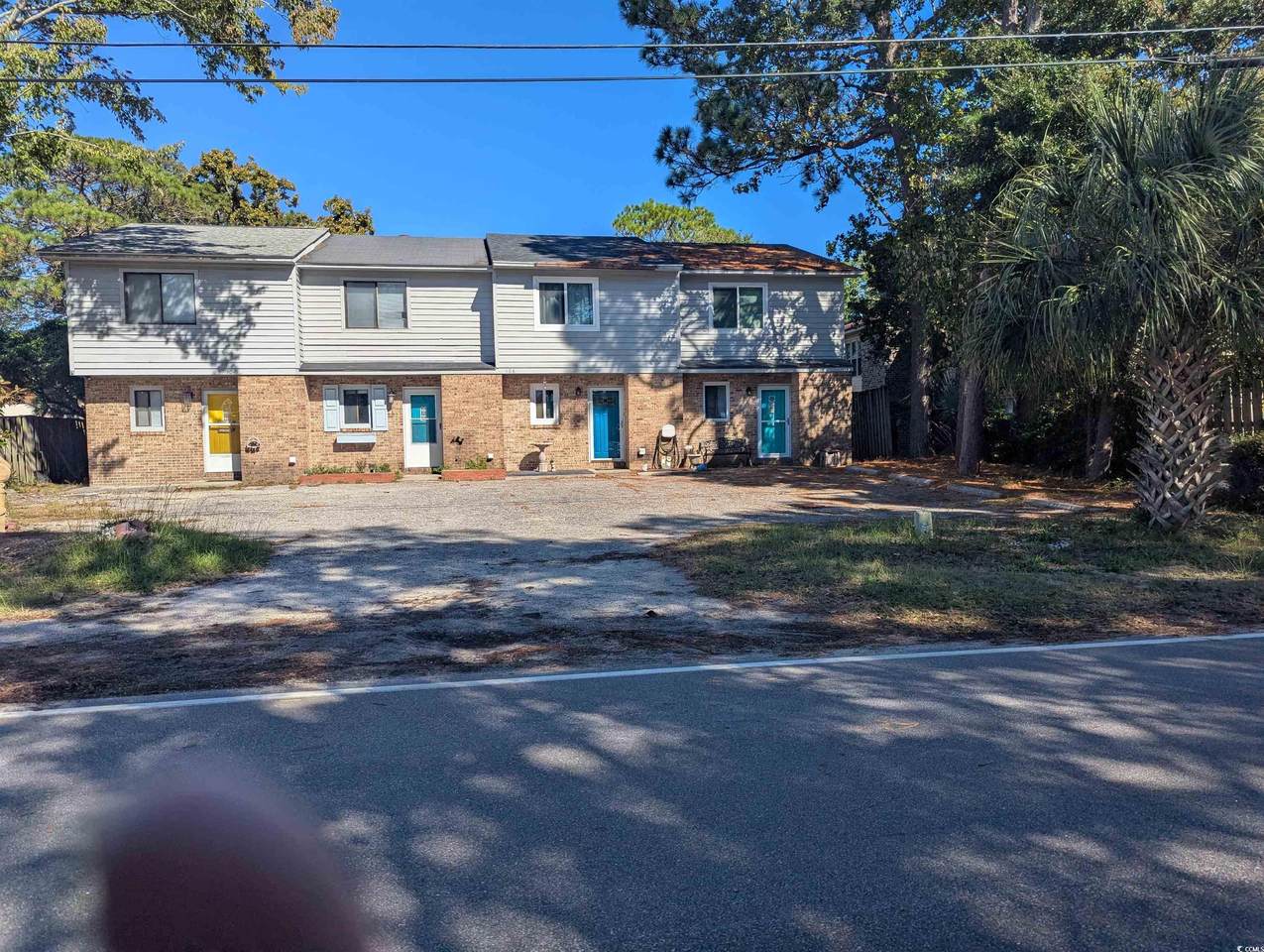 408 75th Ave N - Photo 1