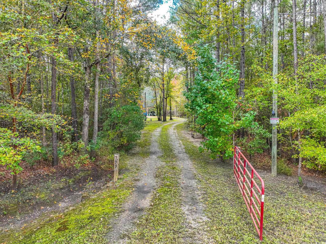 799 Redmond Ct. - Photo 1