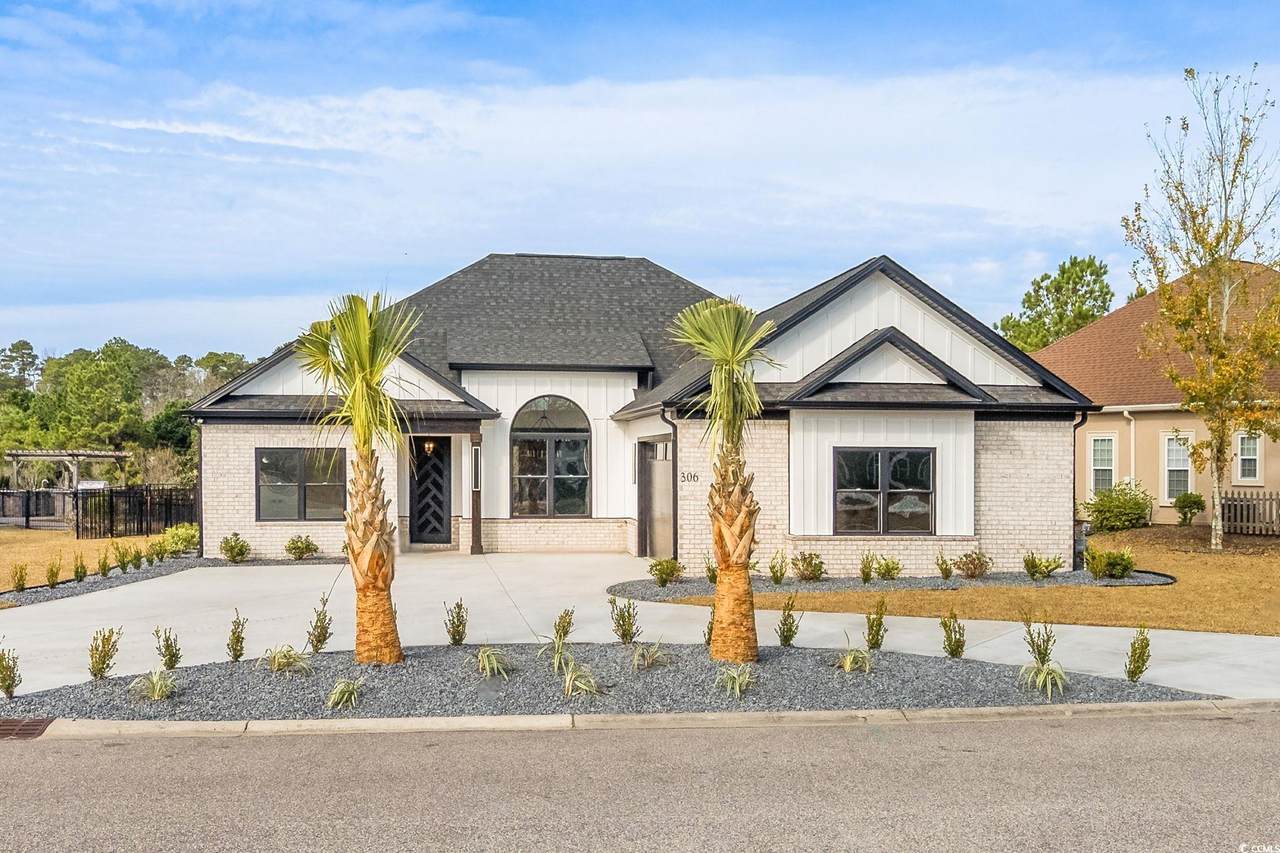 306 Babylon Pine Dr. - Photo 1