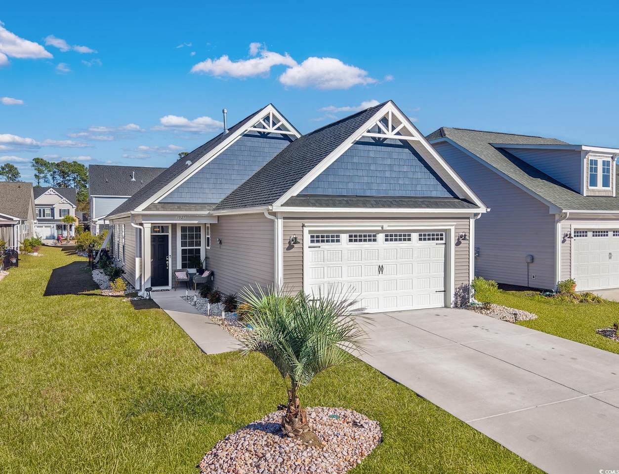 1027 Cascade Loop - Photo 1