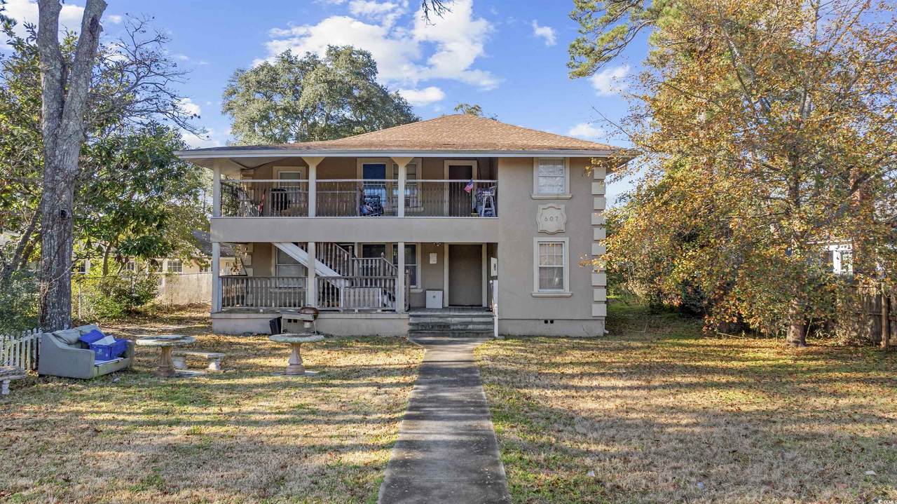 607 1st Ave. S - Photo 1