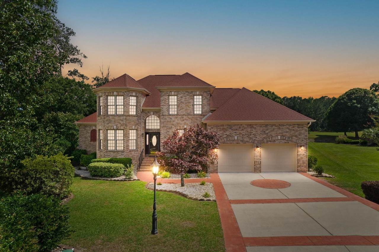 567 Fairburn Ct. - Photo 1