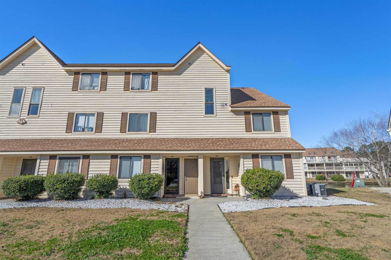 510 Fairwood Lakes Dr. - Photo 1