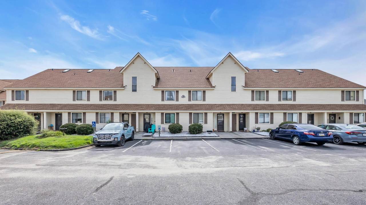 510 Fairwood Lakes Dr. - Photo 1